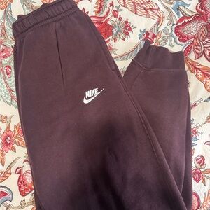 Nike Mens Purple Sweatpants